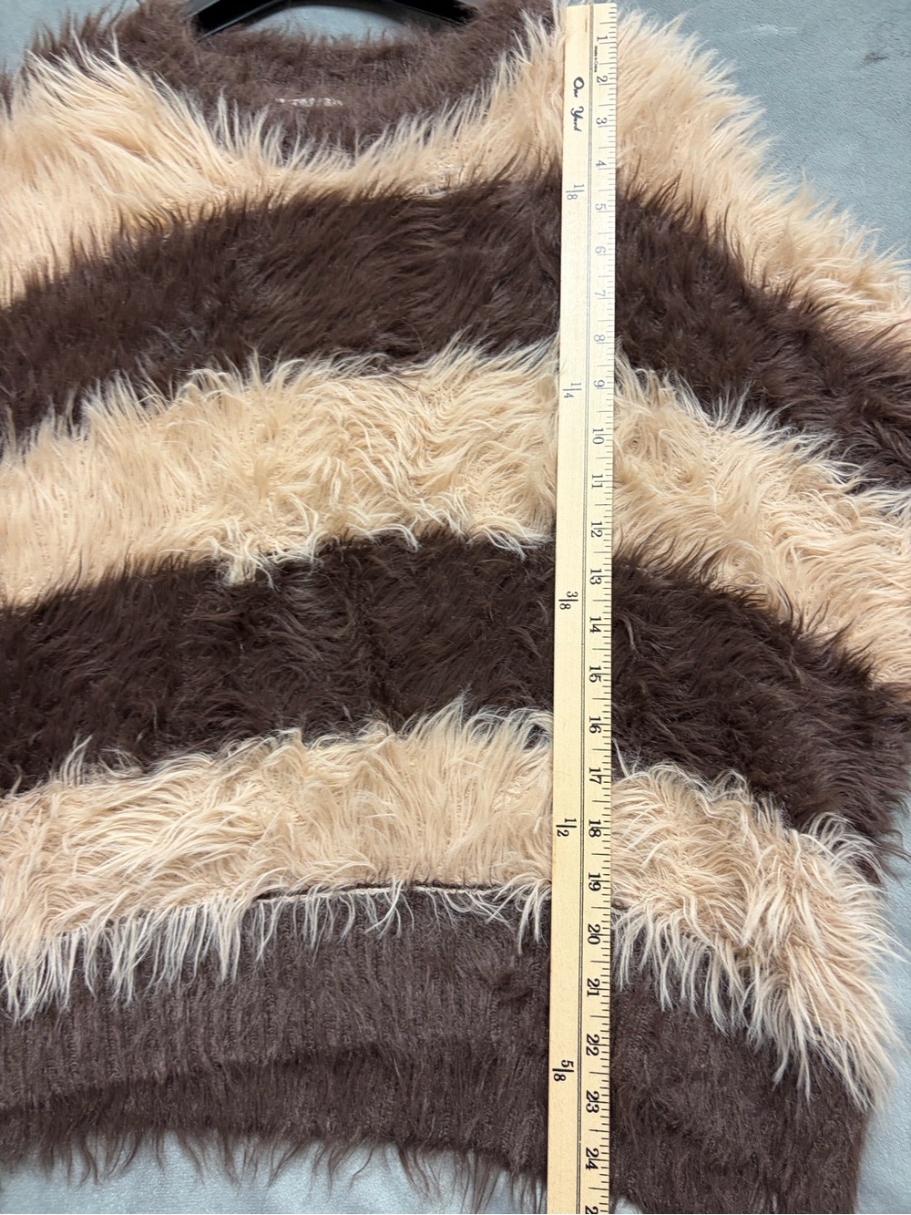 Topshop Womens M Shaggy Fuzzy Sweater Brown Cream Stripe Fluffy Y2K Oversized - Picture 7 of 15